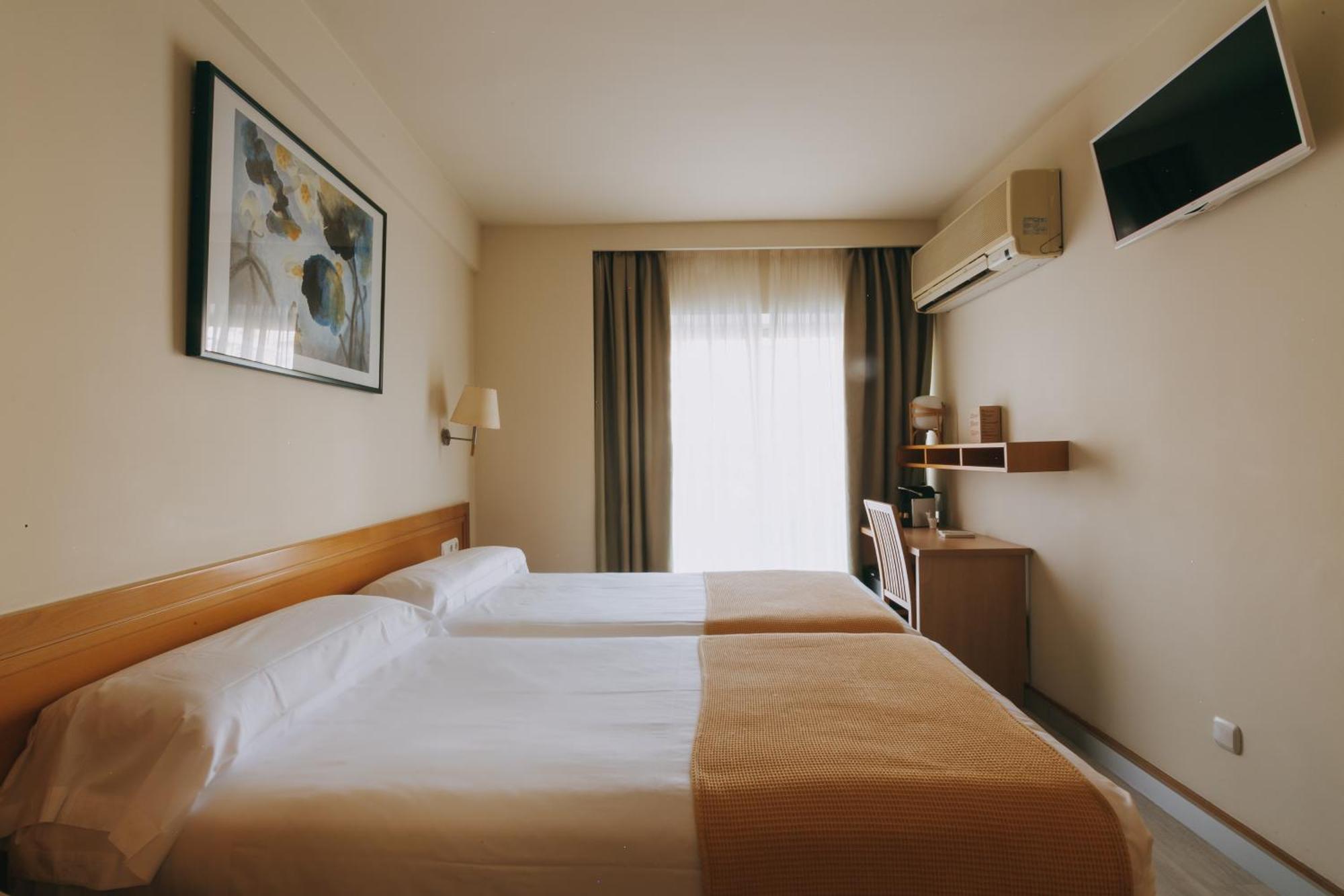 Zaragoza Plaza Hotel San Sebastian